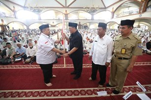 Calon Haji Bandung Diminta Mendoakan Kota Kembang