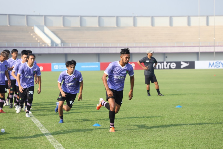 Widodo C Putro Enggan Remehkan Persibat Batang