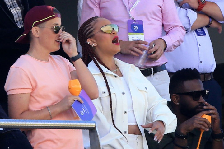 Rihanna Kejutkan Piala Dunia Kriket