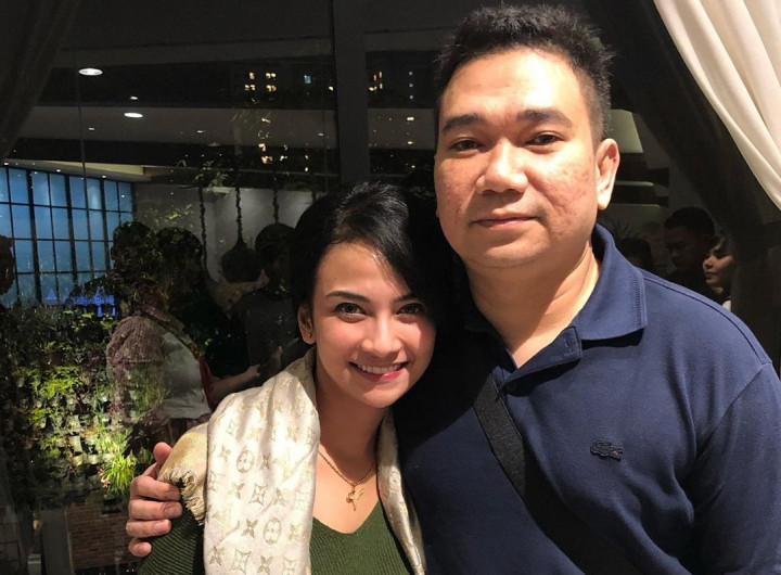 Bebas dari Penjara, Vanessa Angel Disambut Rekan Sesama Artis