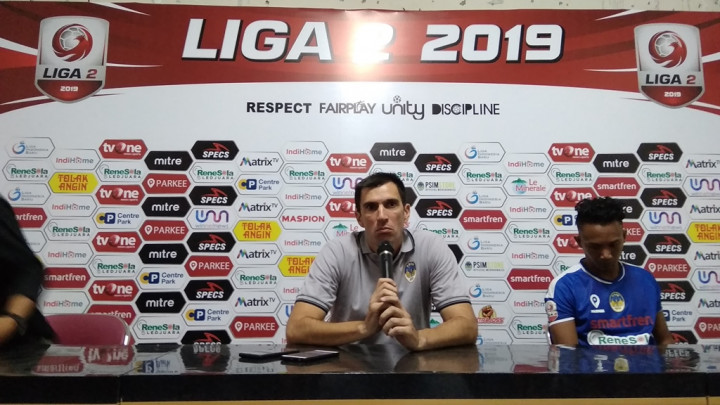 Suporter PSIM Desak Pemecatan Vladimir Vujovic