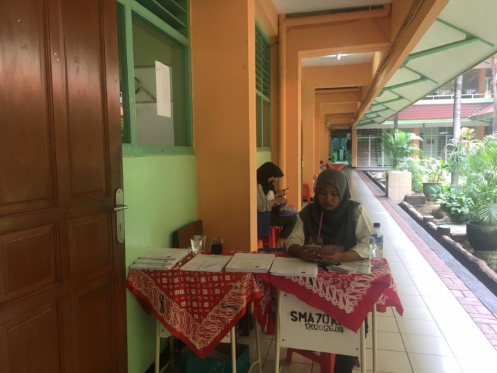 Terlempar Dari Zonasi, Warga Tangsel Daftar PPDB ke Jakarta