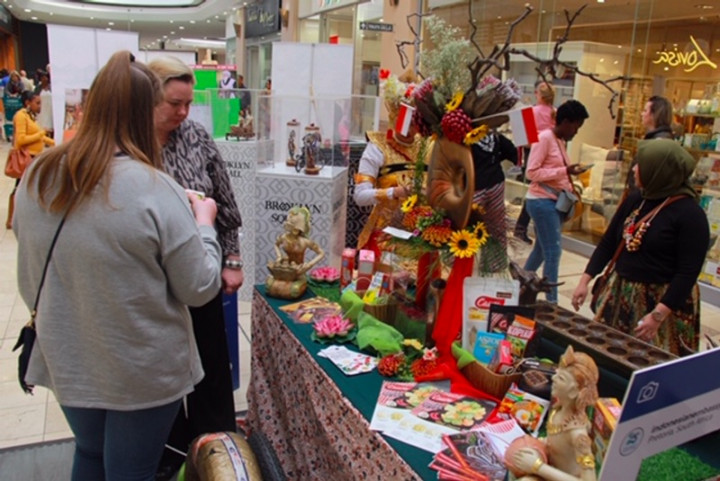 Batik Indonesia Makin Memukau Warga Afrika Selatan