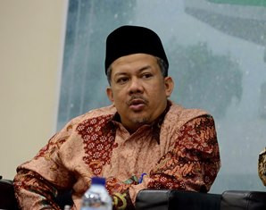 <i>Enggak Ada Gunanya Gerindra Masuk Kabinet</i>