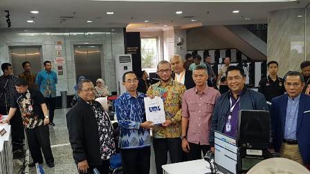 KPU Menyerahkan Jawaban Sengketa Pileg ke MK