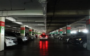 Kemendag Endus Monopoli Layanan Parkir Kendaraan di Mal