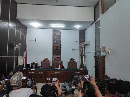 Kuasa Hukum Kivlan Zen Kesal