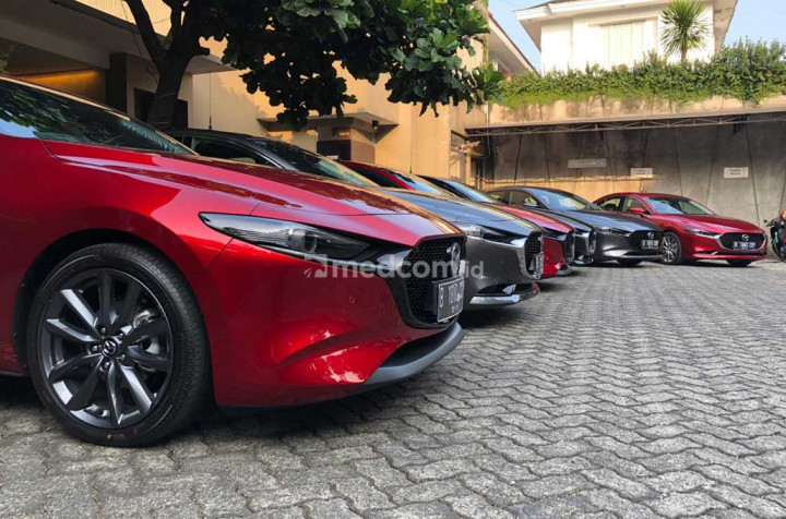 Meluncur di GIIAS, Medcom.id sudah Menjajal All New Mazda 3