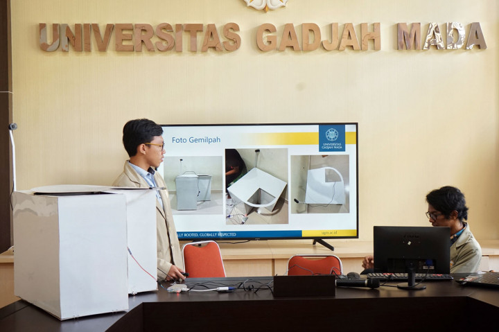 Mahasiswa UGM Ciptakan Mesin Pemilah Sampah Otomatis
