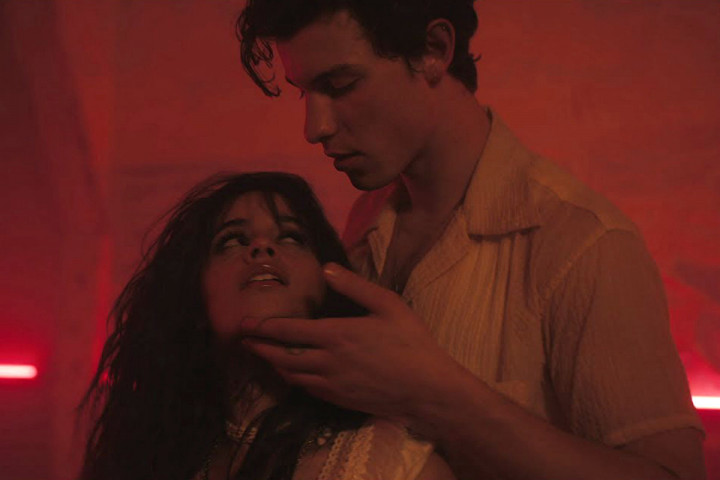 Shawn Mendes Jawab Kabar Pacari Camila Cabello