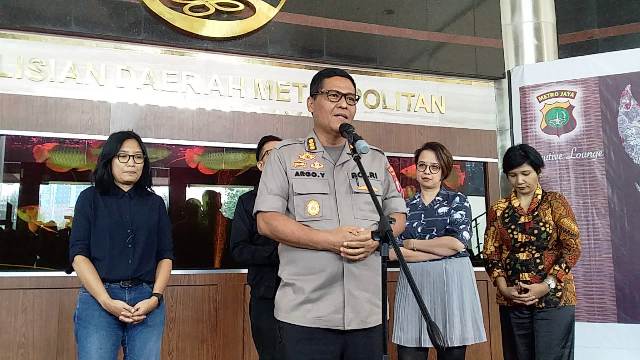 Polisi Larang Suporter Bawa Sajam di Laga Persija Vs Persib