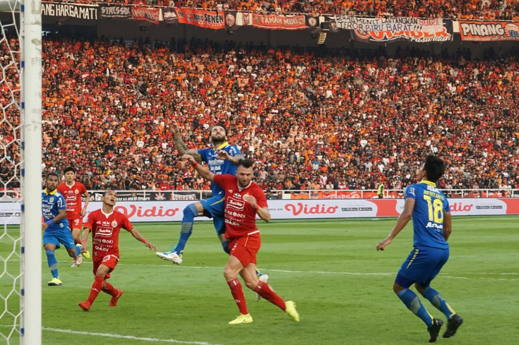 Persija Vs Persib Berakhir Imbang 1-1