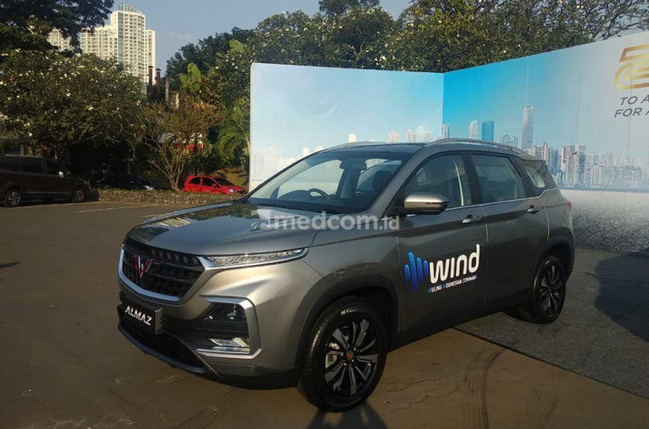 Wuling Almaz 7-Seater Andalkan Fitur Perintah Suara