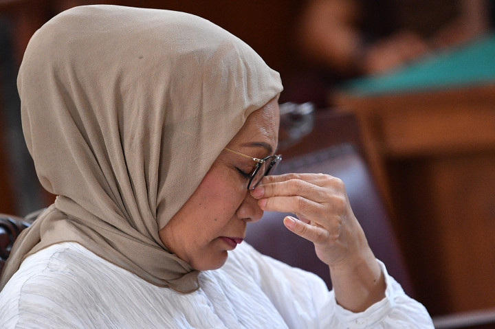 Ratna Sarumpaet Divonis Dua Tahun Bui