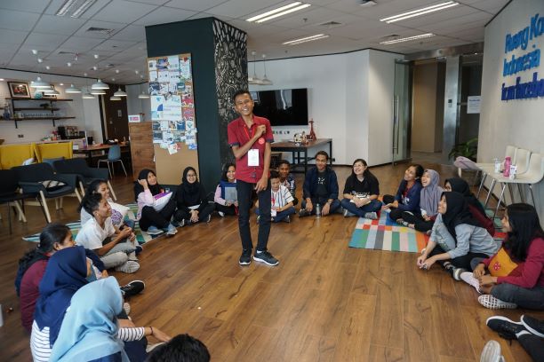 Ikut Seleksi Wawancara 'SabangMerauke' Sambil Berkebun