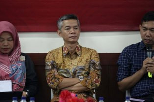 Pencopotan Komisioner KPU Disebut Hal Baru