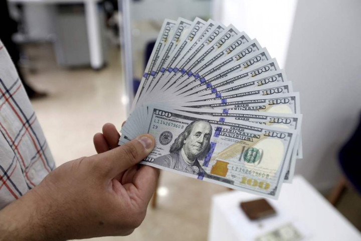 Kurs Dolar AS Bergerak Datar