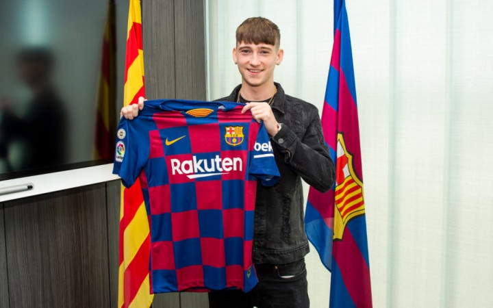 Barcelona Menangkan Perburuan Wonderkid Inggris