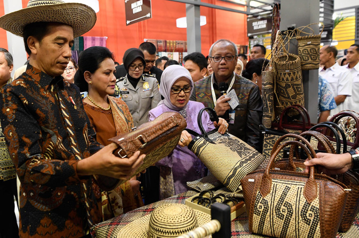 Jokowi Buka Pameran Karya Kreatif Indonesia di JCC