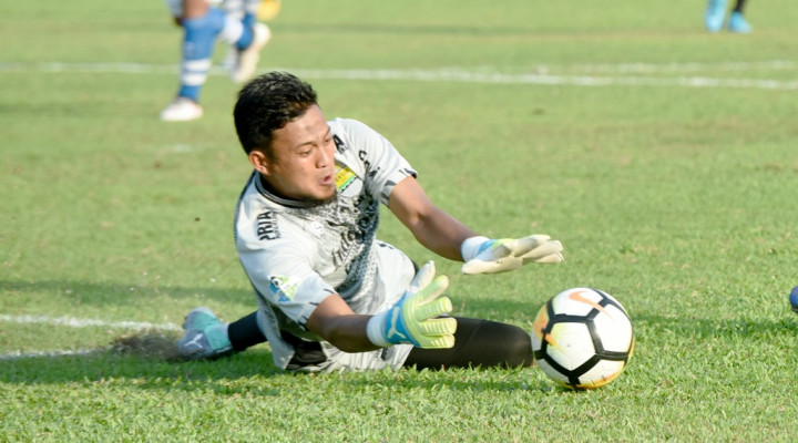 Persib Sulit Cari Pengganti Deden Natshir