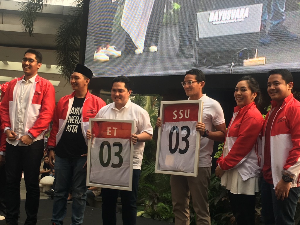 Sandiaga Uno (ketiga kanan) bersama Erick Thohir (ketiga kiri). (Foto: Medcom.id/Intan Yunelia)