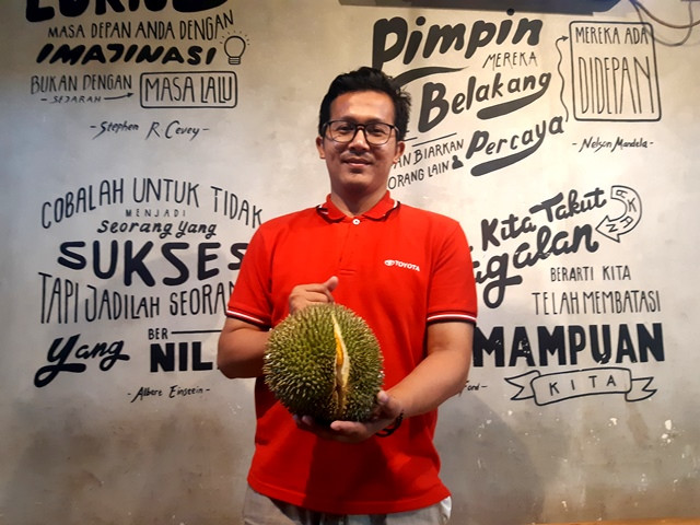 Cerita Sukses Sang Juragan Durian