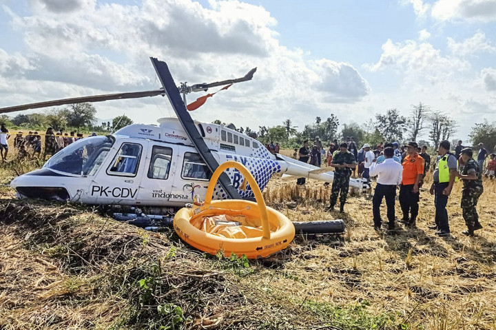 Helikopter Jatuh di Lombok Tengah, 3 Penumpang Terluka