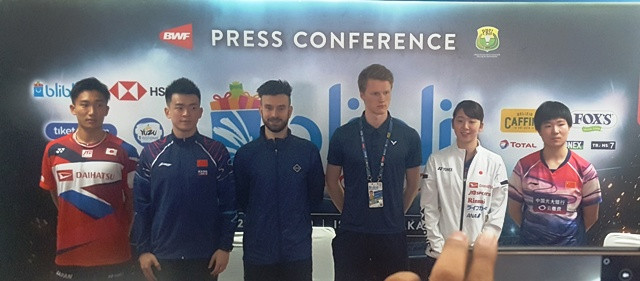 Foto kiri ke kanan: Kento Momota (jepang), Zheng Siwei (Tiongkok), Chris Langridge (Inggris), Andres Antonsen (Denmark), Wakana Nagahara (Jepang), He Bing Jiao (Tiongkok)-Medcom.id/Lino