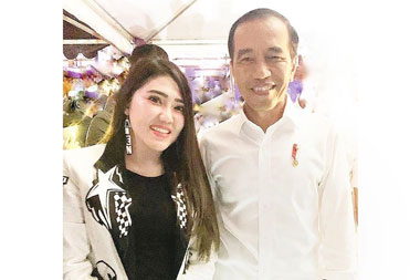 Via Vallen Semangati Presiden Jokowi