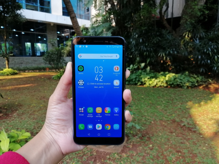 ASUS ZenFone Live L2, Kelas Pemula Berdesain Trendi