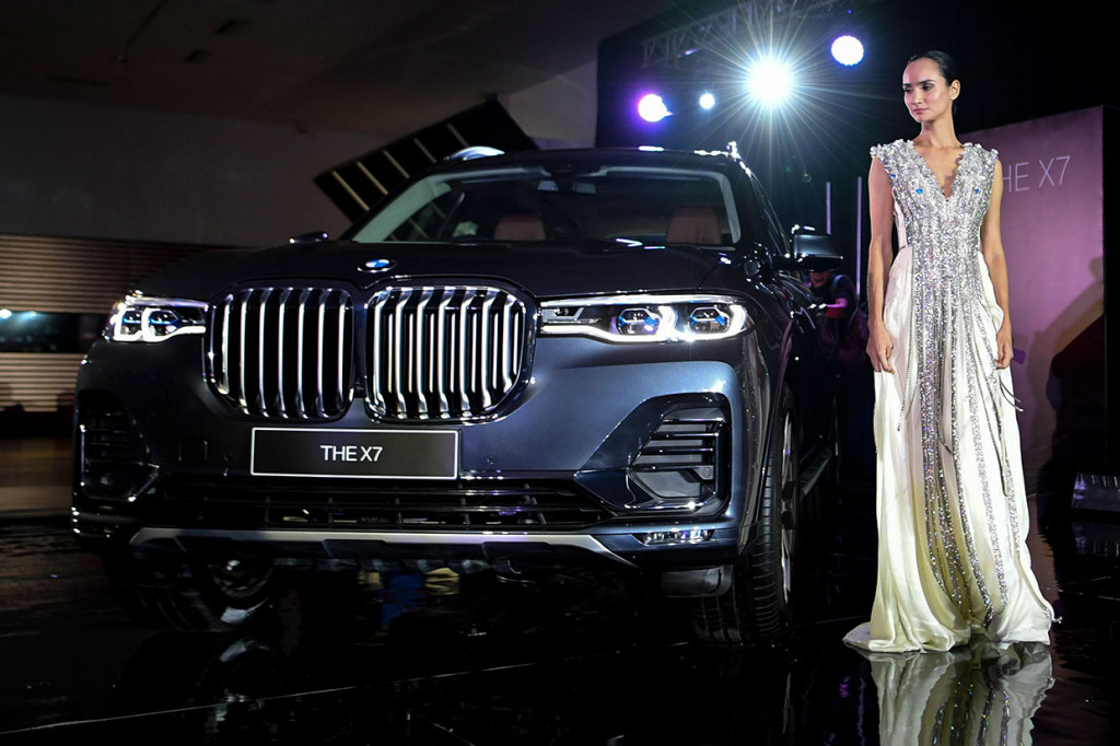 BMW X7 Diluncurkan di Indonesia