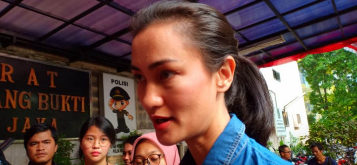 Ratna Sarumpaet Dapat Kejutan dari Keluarga