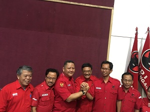 Awi Sutarwijono Resmi Pimpin DPC PDIP Surabaya