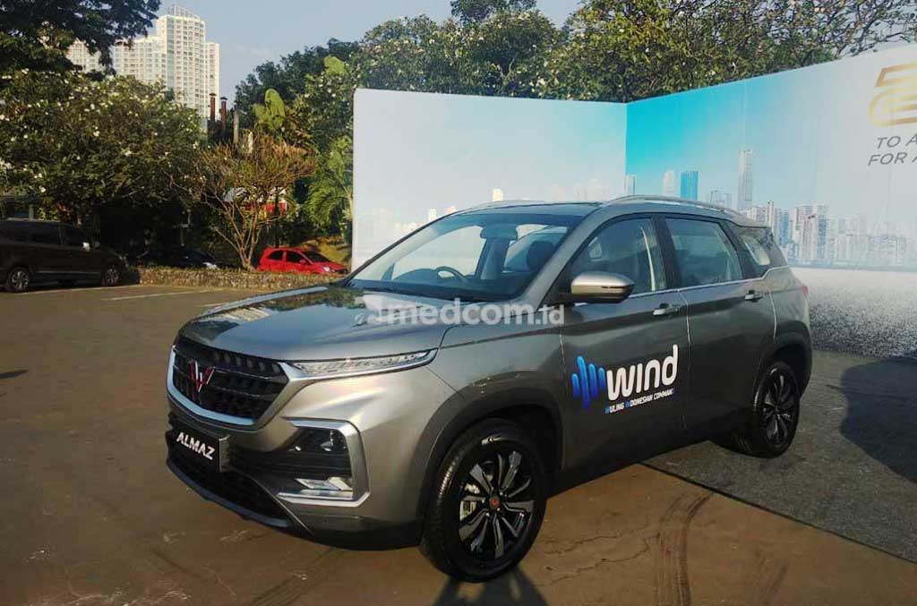 Wuling Almaz kini tersedia untuk kapasitas 7 penumpang dan fitur perintah suara. medcom.id/Bagus Rachmanto
