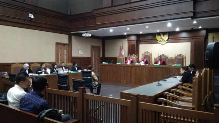 Kakanwil Kemenag Jatim Dituntut Tiga Tahun Penjara