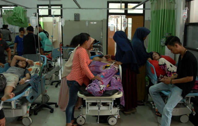 Puluhan Siswa SDN Kramat Pela 09 Pagi Keracunan Makanan