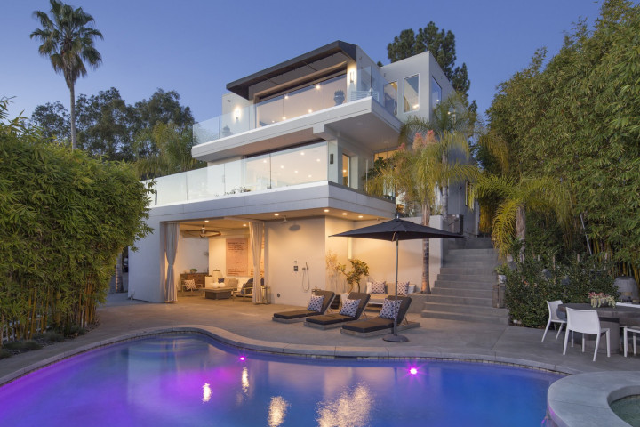 Mewah! Rumah Harry Styles 'One Direction' Dijual Rp83 Miliar