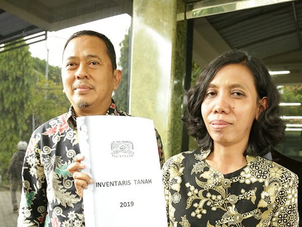 Pengurus Baru Yayasan Kas Pembangunan Mulai Inventaris Aset