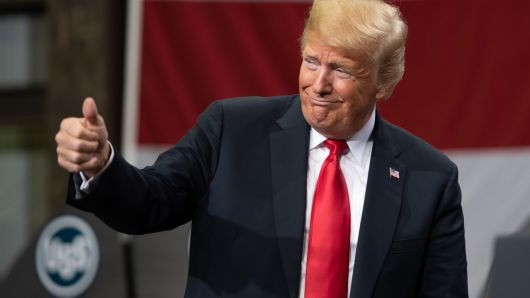 Trump Berencana Copot Ross dari Sekretaris Perdagangan AS