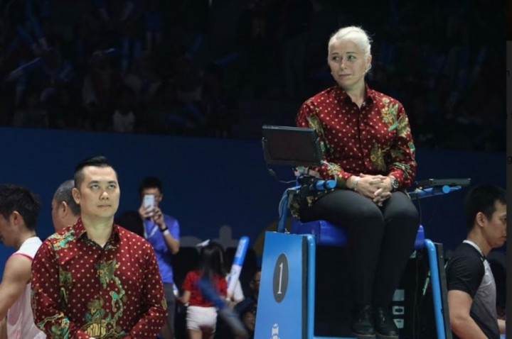 Batik <i>Go International</i> Lewat Indonesia Open 2019