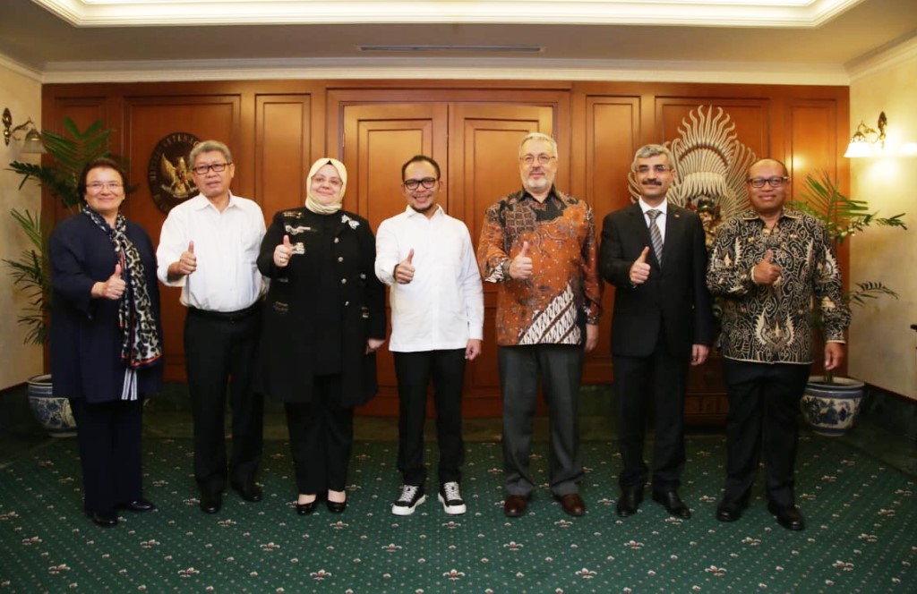 Menaker RI M Hanif Dhakiri menerima Courtessy Call Minister of Family, Labour and Social Services Turki H.E Zehra Zumrut Selcuk, di Jakarta, 22 Juli 2019 (Foto:Dok.Kemenaker)