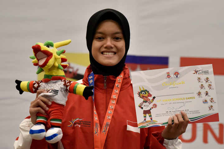 Kurnia Fatma Raih Emas Pencak Silat Putri ASG 2019