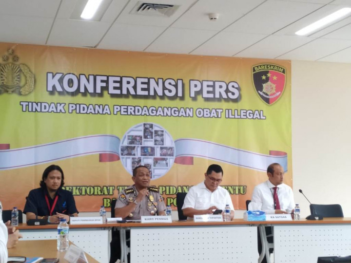 Polisi Ringkus Pelaku Pemalsuan Obat Generik