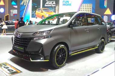 Modifikasi Xenia Youth Sporty Mejeng di GIIAS