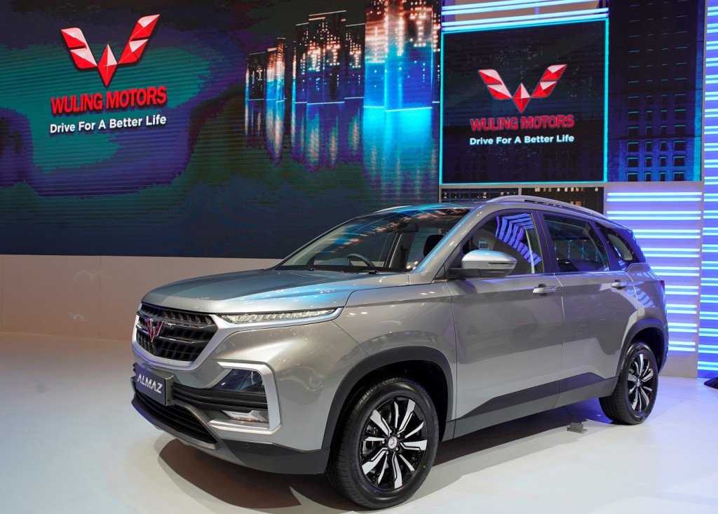 Wuling Almaz varian Smart diniagakan dengan harga mulai dari Rp263,8 juta (on the road Jakarta). Medcom.id/Ekawan Raharja