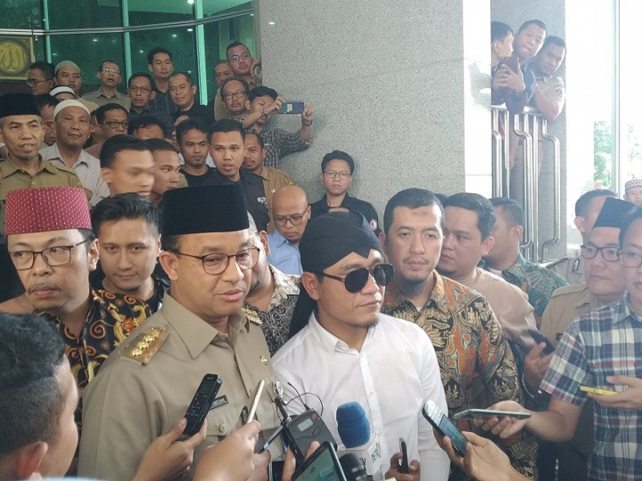 Anies Ingin Banyak Penceramah Tausiah di Kelab Malam