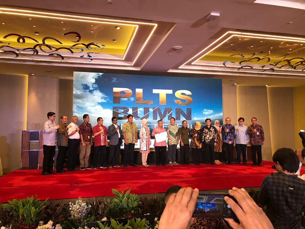 ?BUMN bersinergi dukung pengembangan PLTS. (FOTO: Medcom.id/Suci Sedya Utami)