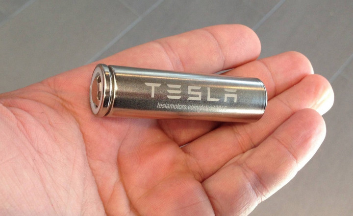 Tesla Bangun Pabrik Baterai di Indonesia