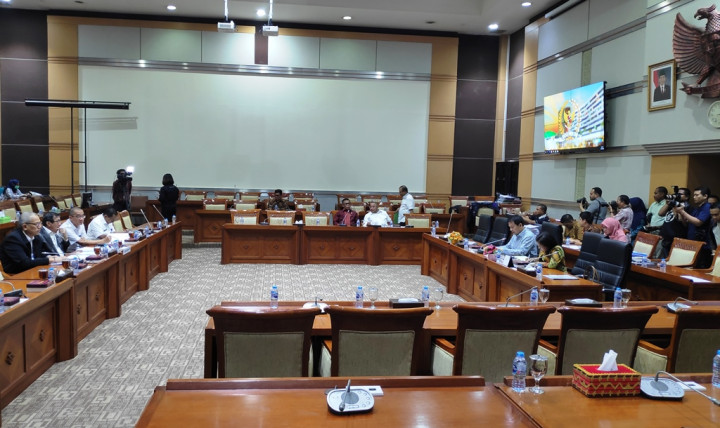 Komisi III Minta Penjelasan Menkumham Terkait Amnesti Baiq Nuril