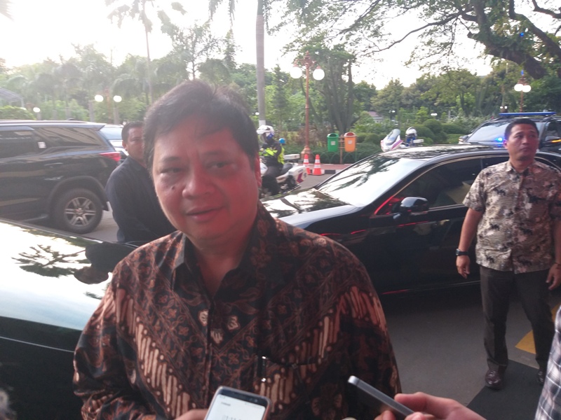 Menteri Perindustrian (Menperin) Airlangga Hartarto, Medcom/Ilham WIbowo.